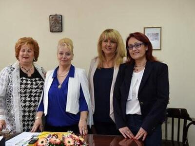 Στην κοπή της πίτας του Καραμανδανείου Ν...