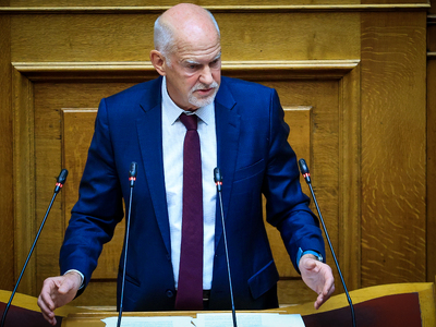 Γιώργος Παπανδρέου: Ερώτηση στη Βουλή γι...