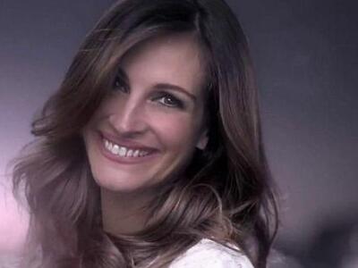 Λάμπει στην κυριολεξία η Τζούλια Ρόμπερτ...