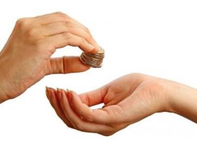 Πάτρα; Ξεκίνησαν οι έρανοι των ενοριών γ...