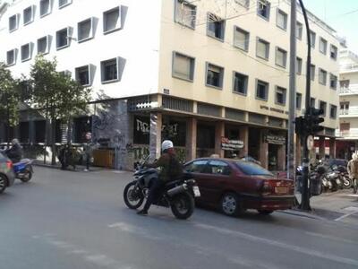 Πάτρα: Εκτός λειτουργίας φανάρια στη Γούναρη  