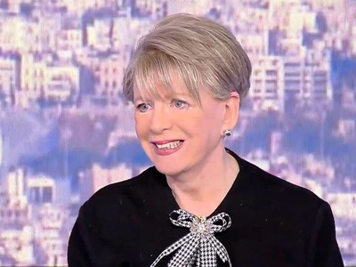 Έλενα Ακρίτα: Θα αγοράσω τη γόβα Τσίπρα ...