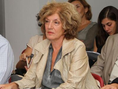 Σία Αναγνωστοπούλου: Με ένα στρατό κατοχ...