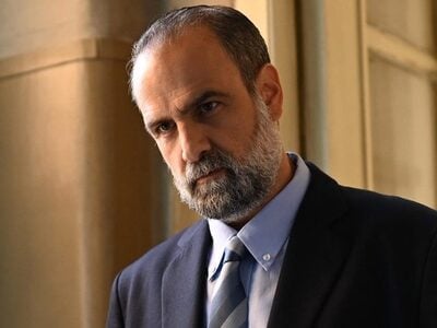 Άγιος έρωτας: Ο Παύλος λέει στη Θάλεια ό...