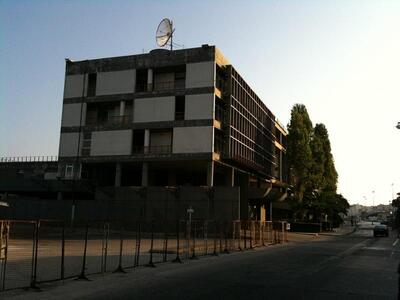 Πάτρα: Συνεχίζουν να δουλεύουν άνθρωποι ...