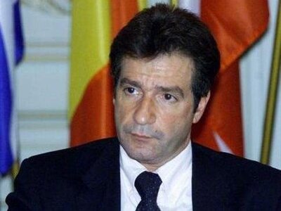 Την υποψηφιότητα Γιώργου Καμίνη για τον ...