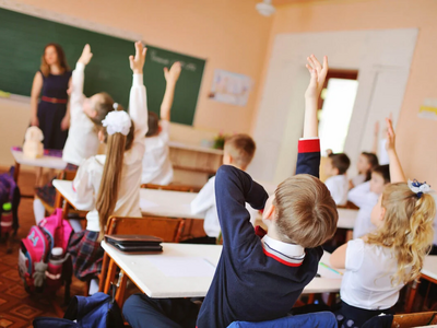 Την Παρασκευή κλείνουν τα σχολεία για Πά...