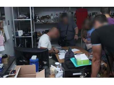 Πάτρα: Το ΣΔΟΕ βγήκε στους δρόμους και &...