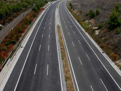 Άρτα: Τρόμος στην Εθνική Οδό - Οδηγούσε ...