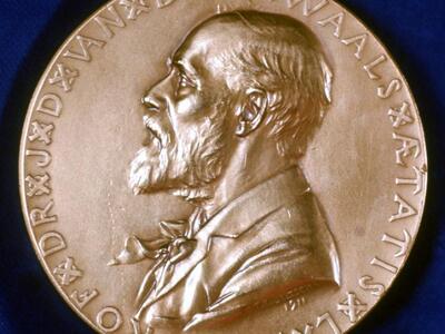 Έγινε η απονομή των Νόμπελ τρελής επιστή...