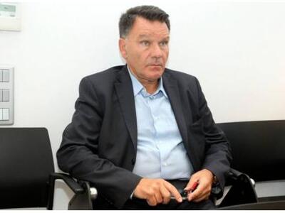 Ο οδοντίατρος Χρήστος Λούβαρης νέος Πρόε...