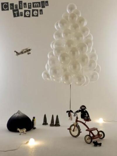 Χριστουγεννιάτικο δέντρο από μπαλόνια (φ...