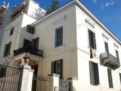 Πάτρα: Πλημμύρισε το υπόγειο στον ξενώνα...