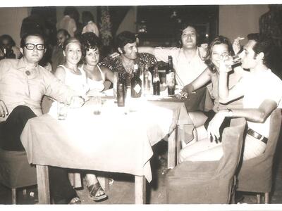 Οι παρέες (εν προκειμένω αυτή του Φάκαλο...