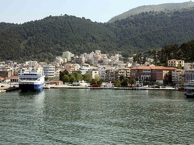 Πνίγεται στους λαθρομετανάστες η Ηγουμενίτσα