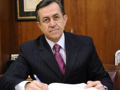 «Αν μας αντέξει η σκηνή θα φανεί στο χει...