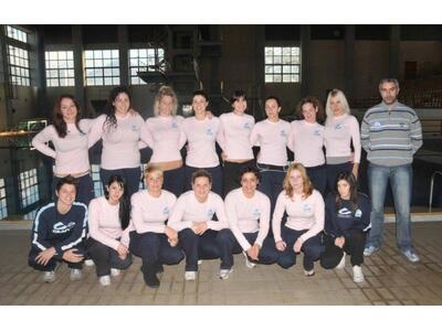 Η γυναικεία ομάδα της ΝΕΠ στο Len Trophy