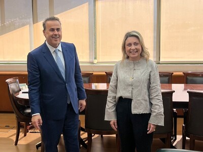 Χριστίνα Αλεξοπούλου: Στην υπογραφή της ...