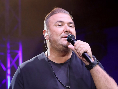 Αντώνης Ρέμος: «Μαζεύω τα τραγούδια και ...