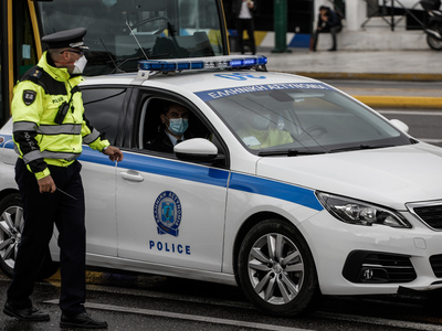 Τροχαία: Χωρίς χαρτί δεν περνάς διόδια -...