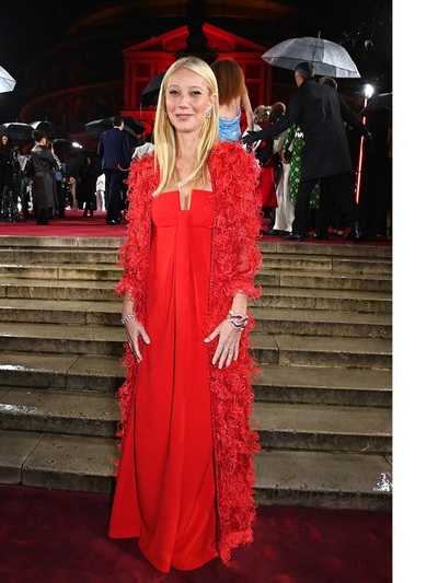 Γκουίνεθ Πάλτροου με Valentino