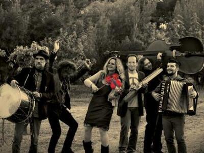 Ευανθία Ρεμπούτσικα:"Aγοράσαμε ψέμα...