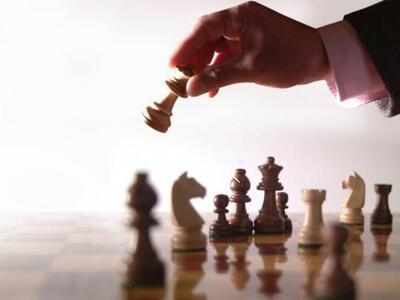 Επενδύσεις 10 δισ. ευρώ, κινδυνεύουν λόγω εκλογών