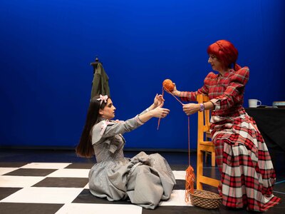 Οι γιορτινές παραστάσεις του έργου "...