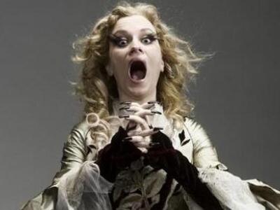 Ο κωμικός προκλητικός μονόλογος "Ντ...