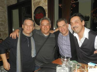 Τα παιδία ξαναπαίζει 