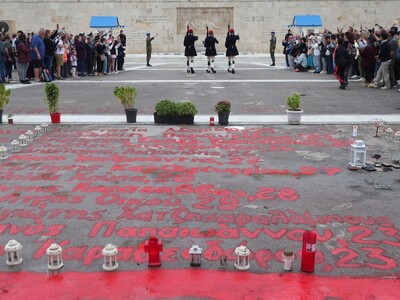 Πρόστιμα και φυλάκιση για τους «παραβάτε...