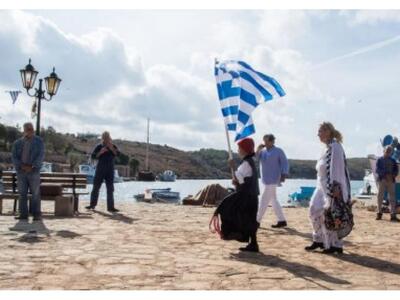 Ξανά μόνος θα παρελάσει ο μικρός Χρήστος