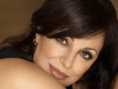 Χ. Αλεξίου:Η σκληρή της απάντηση στους σ...