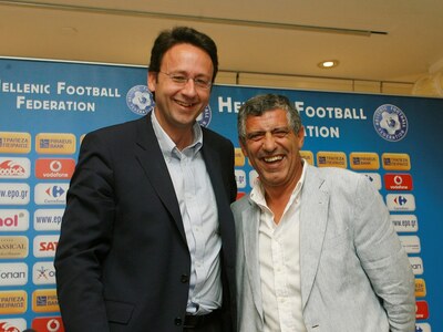 Σάντος και επίσημα για την εθνική