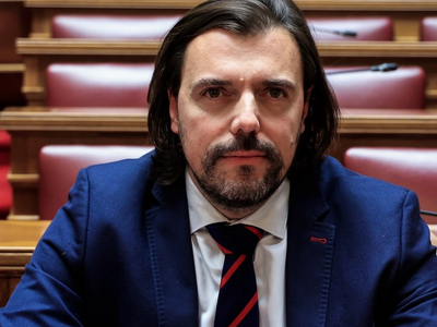 Εντάσσεται στο ΠΑΣΟΚ ο Πέτρος Παππάς - Τ...