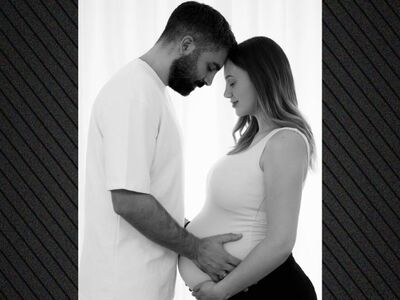 Άννα Κορακάκη: Περιμένει το πρώτο της πα...