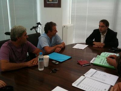 Συνάντηση Παπαθανάση με εργαζομένους στη...