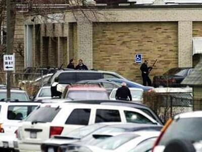 Οχάιο: Νεκρός ο ένοπλος που εισέβαλε στο...