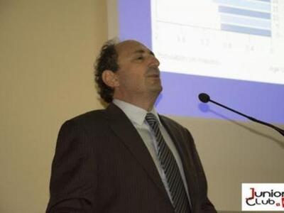 Ο Ιωάννης Ελλούλ, αναπληρωτής καθηγητής ...