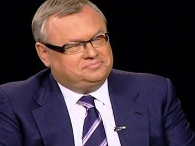 Ο Ρώσος μεγιστάνας Αντρέι Κόστιν κάνει κ...