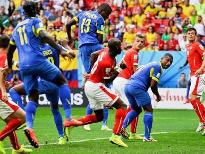 Με γκολ στις καθυστερήσεις, η Ελβετία νί...