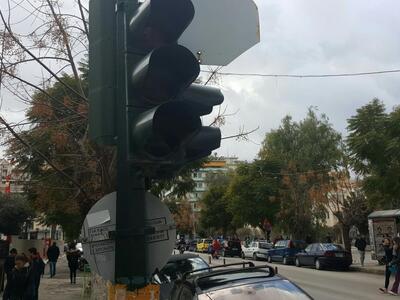 Πάτρα:Σκοτεινά παραμένουν τα φανάρια στη...