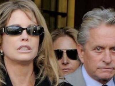 Πρώην σύζυγος Douglas: «Δεν κόλλησε από μένα» 