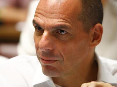 Βαρουφάκης: "Είμαι ο πολιτικός με τ...