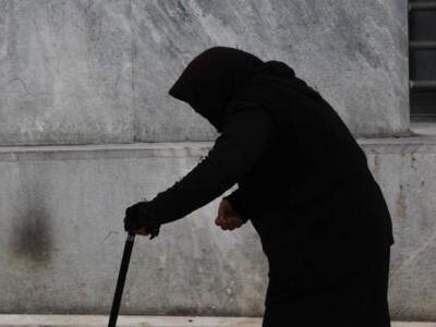 Έκαναν τους εφοριακούς, αλλά η ηλικιωμέν...