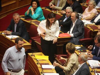 Η Ζωή δεν σταματά να πυροβολεί