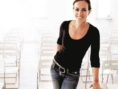 "Δανεικό το μπουφάν γκάνγκστερ&quot...