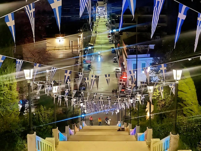 Γαλανόλευκες ανάσες στην καρδιά της Πάτρας