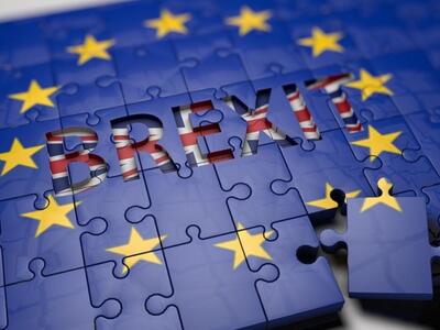 Προβληματισμός στην επιχειρηματική κοινό...