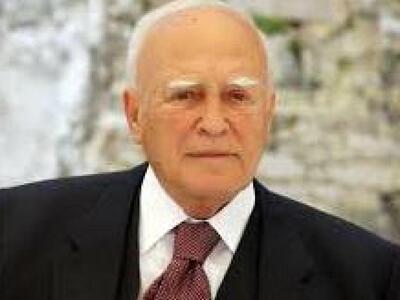 Το πρωτοχρονιάτικο μήνυμα του Κάρολου Παπούλια